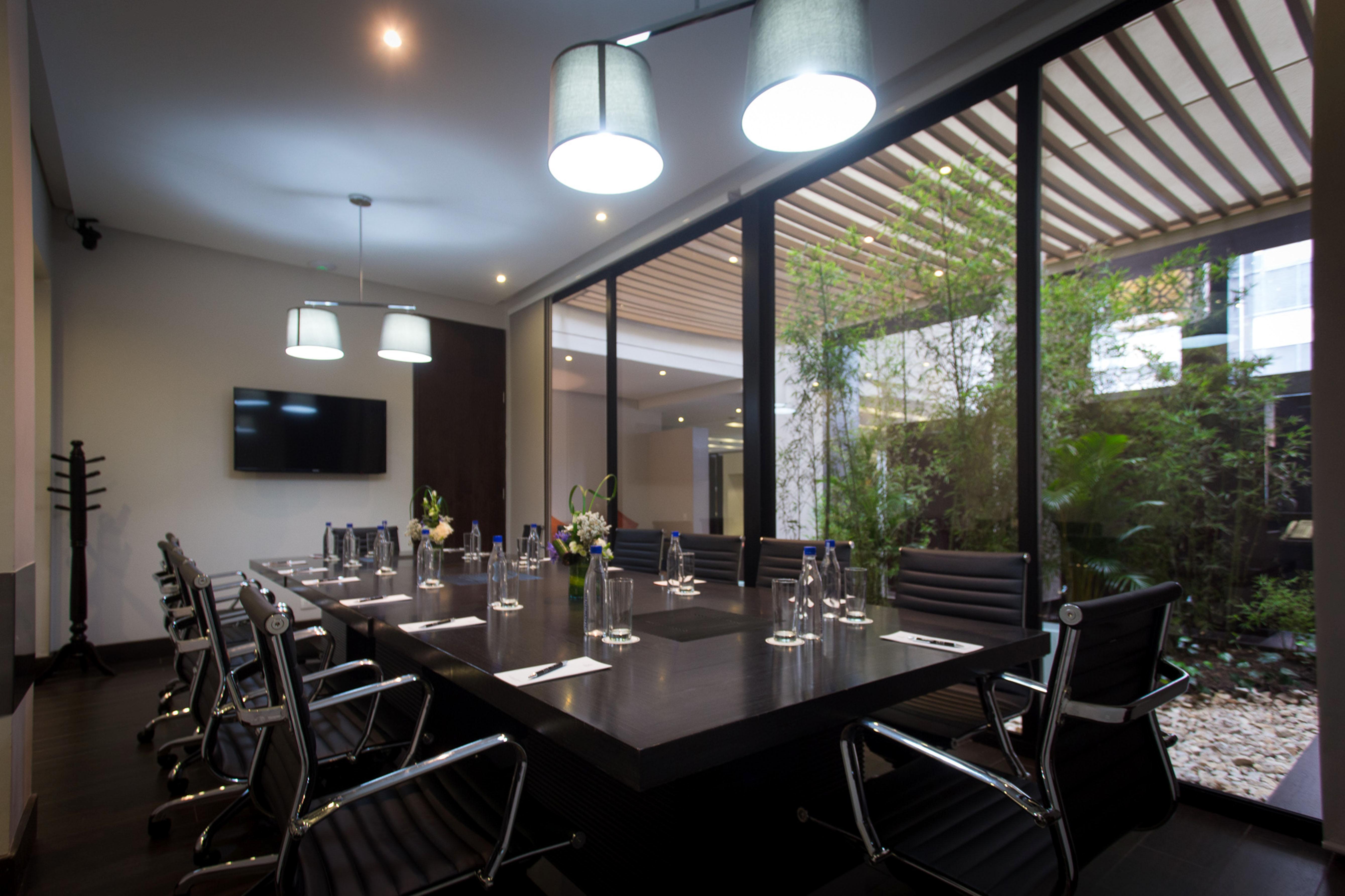 93 Luxury By Preferred Apart-hotel