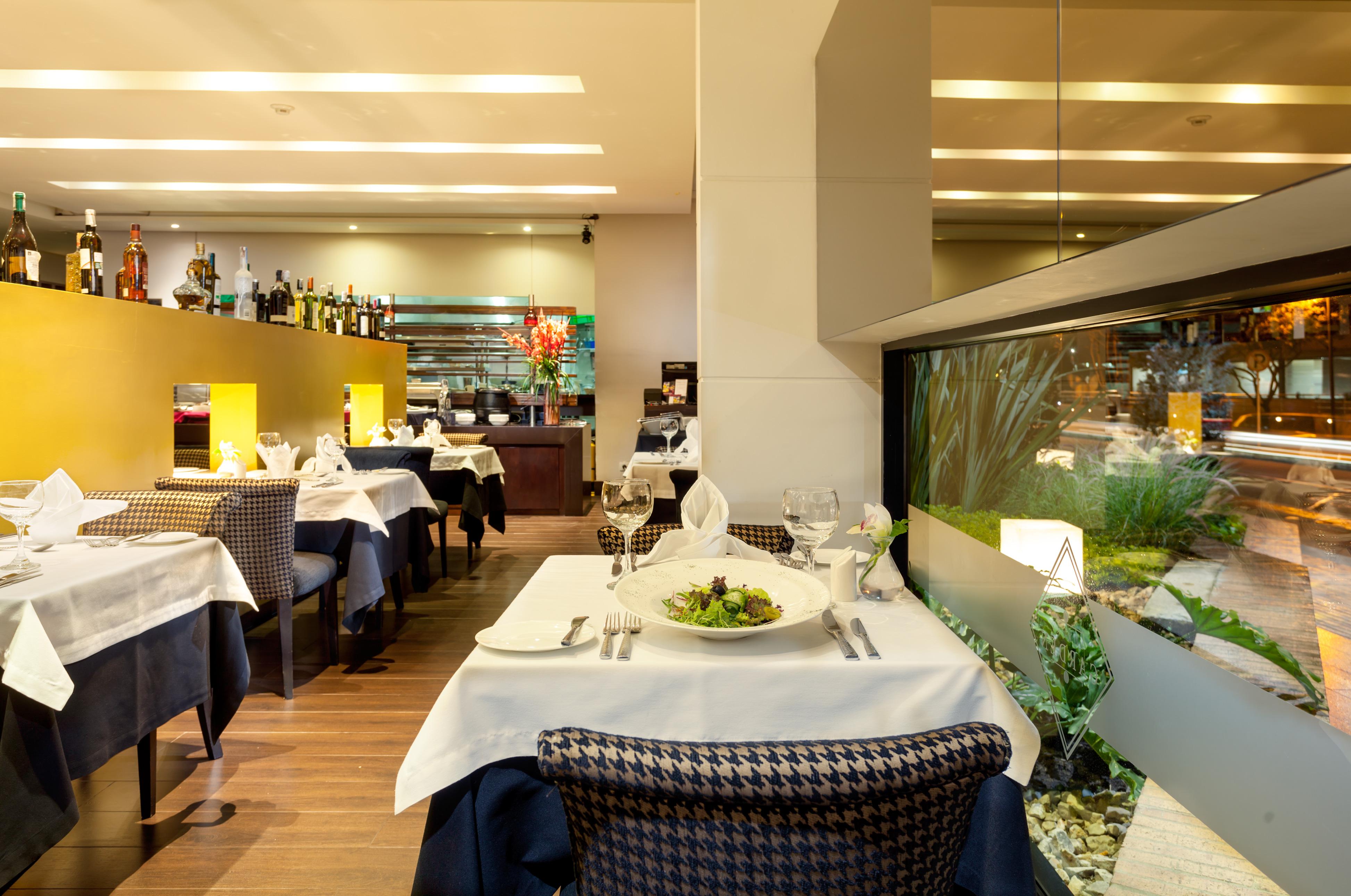 93 Luxury By Preferred 5* Bogotá